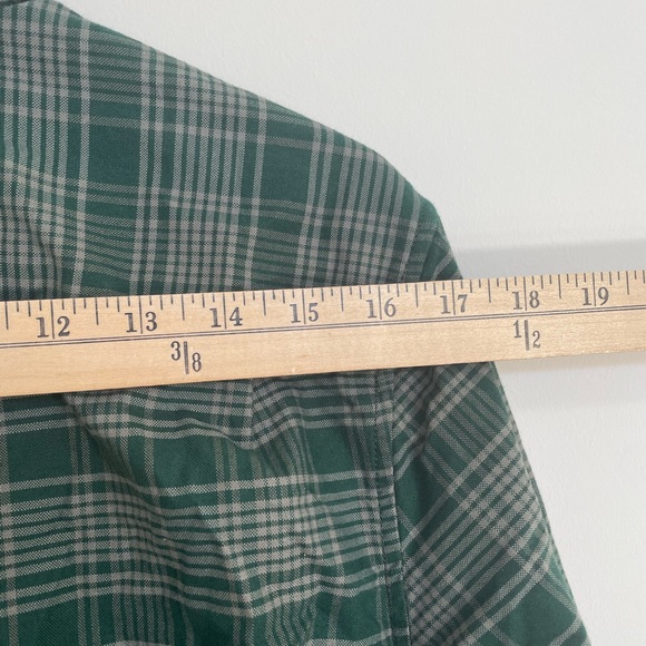 Levi's Vintage Style Men's Green Plaid Shirt Small - Picture 10 of 14